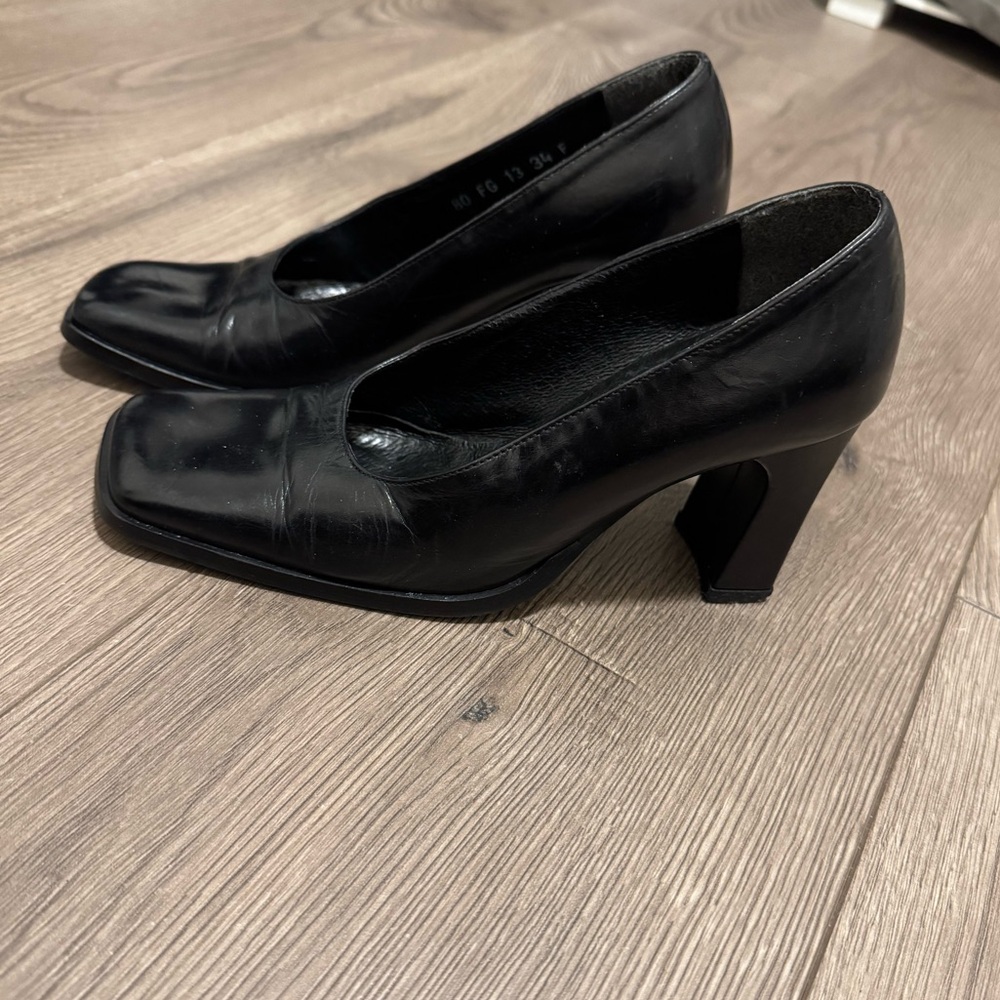 Rylko (European brand) leather high heels